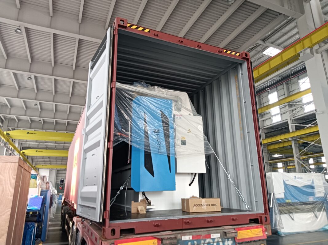 Presse plieuse CNC USA-WE67K-110T3200