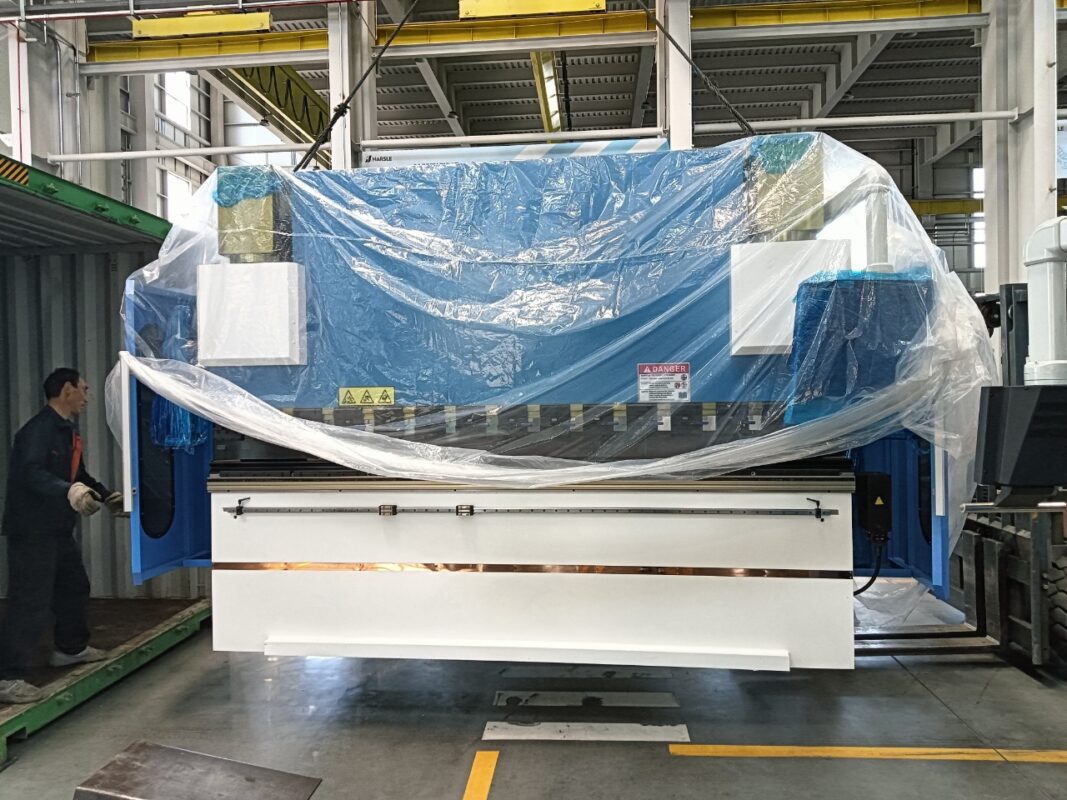 USA-WE67K-200T3200 CNC Press Brake