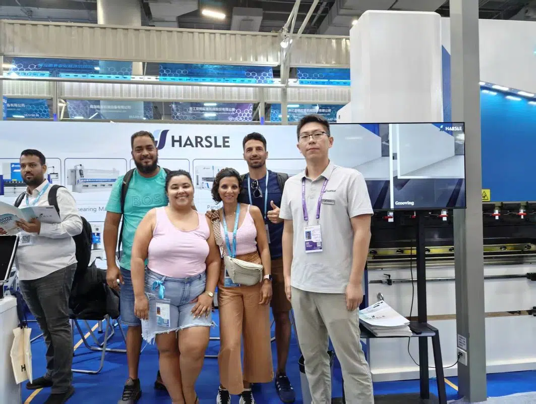 HARSLE Joins the 140th Canton Fair to Connect Global Manufacturers