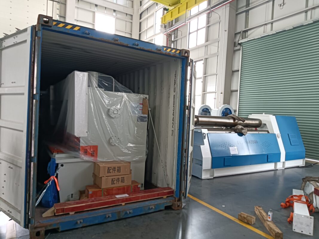 Australia-QC11K-12X3200 Guillotine Shear
