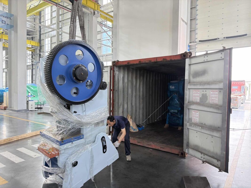 Poland-JE23-40T Punching Machine