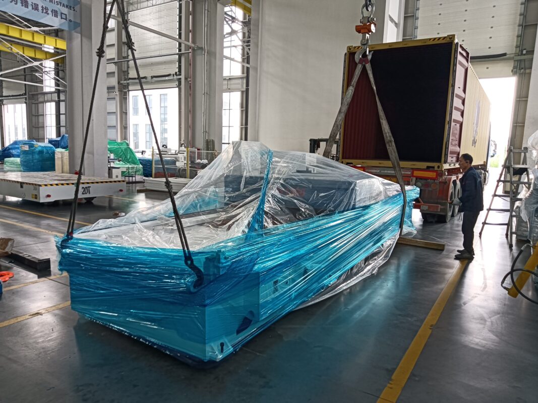 UAE-HSKC-4015 V Grooving Machine
