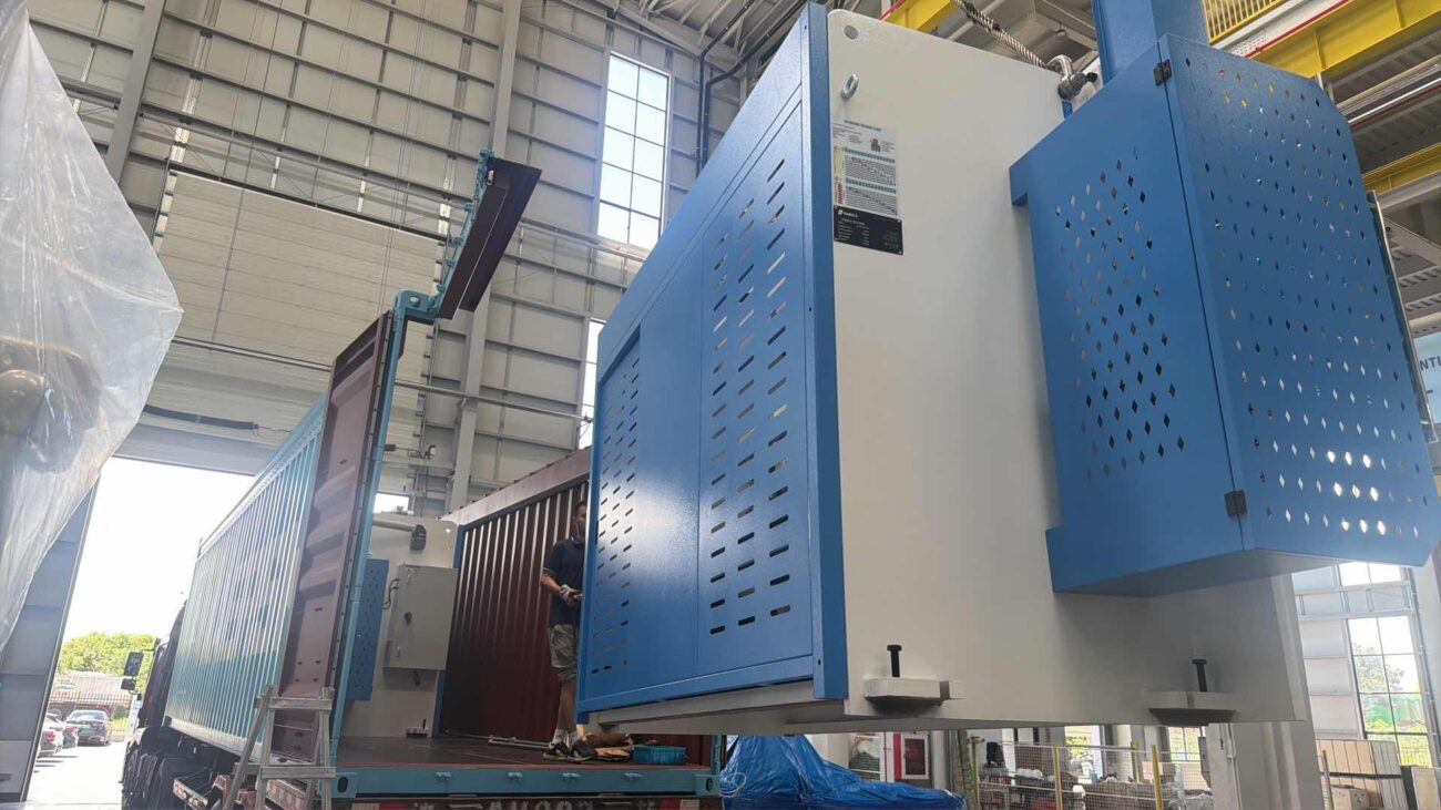 Spain-EasyBend 13032 Hydraulic Press Brake
