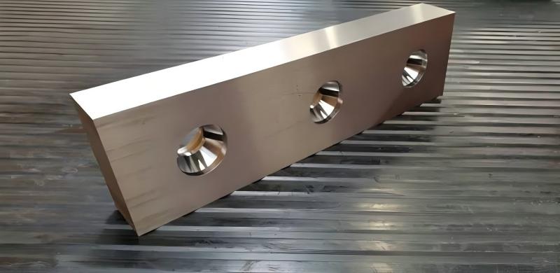 What Causes Shearing Machine Blade Damage?