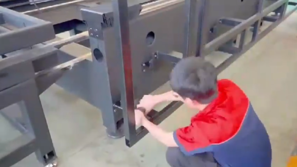 How to Complete Laser Enclosure Installation Correctly?
