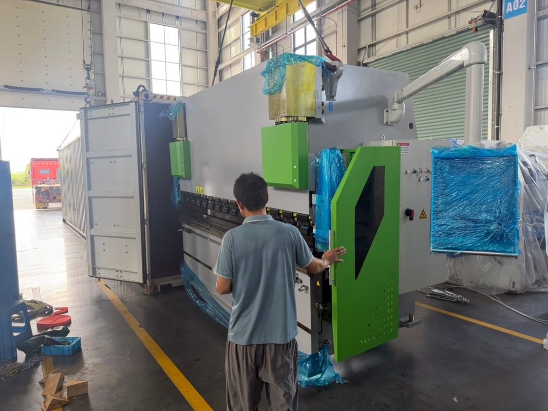 Brazil-Flexbend 17032 Press Brake