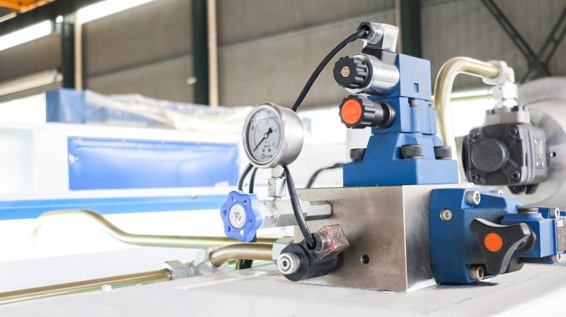 How to Fix Hydraulic Valve Failure in Shearing Machine?