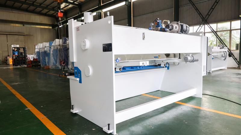 Shearing Machine Frame Deformation