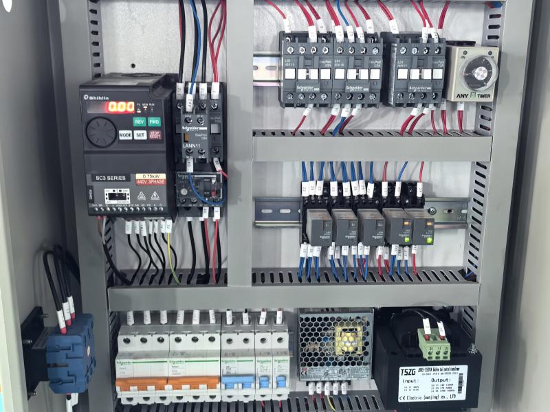Why Does Shearing Machine Control System Freeze?