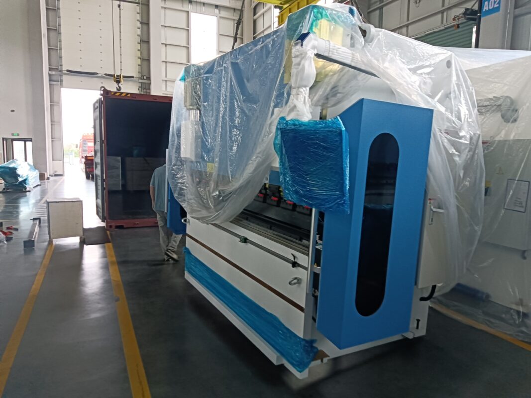 Venezuela-Ecobend 17025 CNC Press Brake