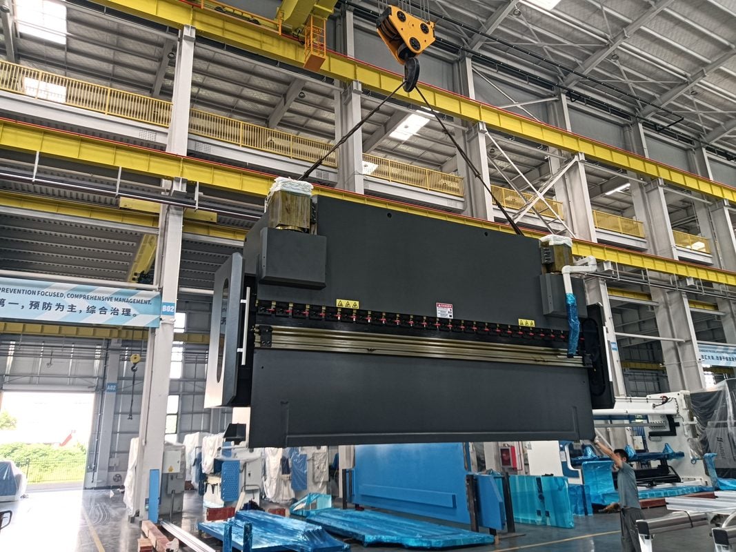 USA-Masterbend 30050 Press Brake