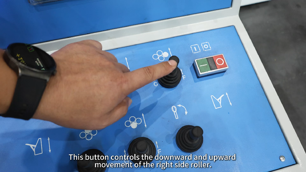 How to Perform Four-Roll Plate Rolling Machine Operation Correctly?